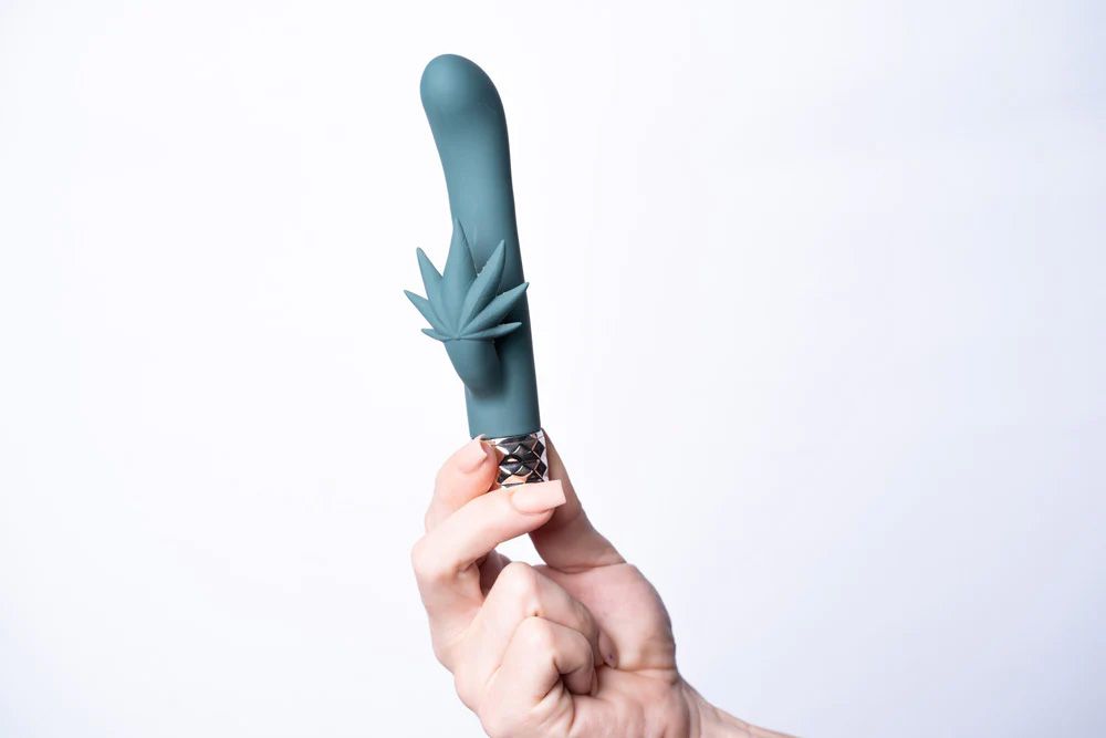 Hella Raw Kusha 10 Function Rechargeable Silicone Cannabis Rabbit 420